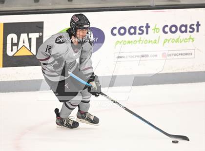 Thumbnail 3 in Prout (RI) vs. Daniel Hand (Crusader Christmas Classic) photogallery.