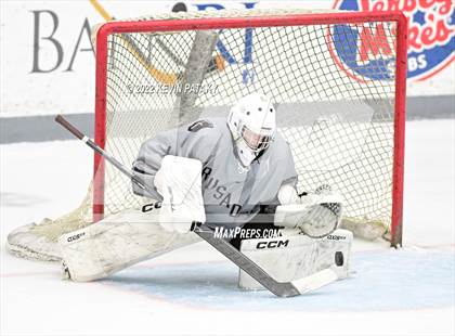 Thumbnail 3 in Prout (RI) vs. Daniel Hand (Crusader Christmas Classic) photogallery.