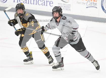 Thumbnail 2 in Prout (RI) vs. Daniel Hand (Crusader Christmas Classic) photogallery.