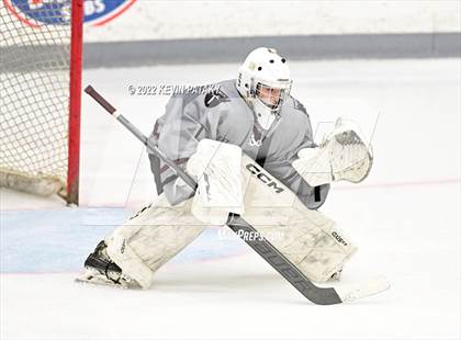 Thumbnail 3 in Prout (RI) vs. Daniel Hand (Crusader Christmas Classic) photogallery.