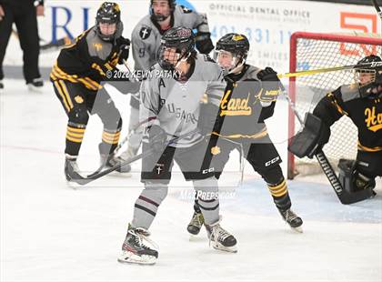 Thumbnail 1 in Prout (RI) vs. Daniel Hand (Crusader Christmas Classic) photogallery.