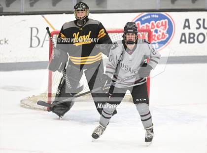Thumbnail 3 in Prout (RI) vs. Daniel Hand (Crusader Christmas Classic) photogallery.