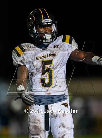 Thumbnail 1 in Paso Robles vs. Newbury Park (CIF SS Northern Div Final) photogallery.