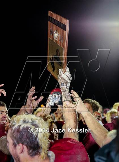Thumbnail 2 in Paso Robles vs. Newbury Park (CIF SS Northern Div Final) photogallery.