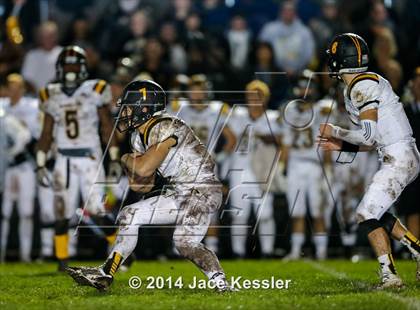 Thumbnail 3 in Paso Robles vs. Newbury Park (CIF SS Northern Div Final) photogallery.