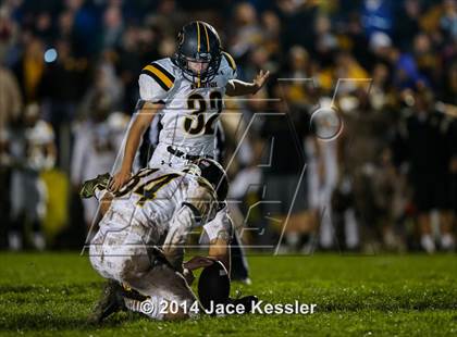 Thumbnail 2 in Paso Robles vs. Newbury Park (CIF SS Northern Div Final) photogallery.