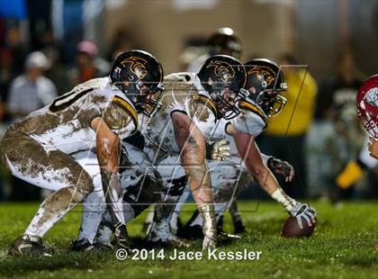 Thumbnail 3 in Paso Robles vs. Newbury Park (CIF SS Northern Div Final) photogallery.
