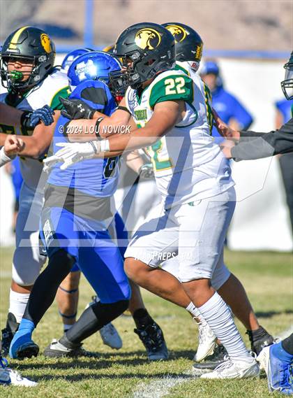 Thumbnail 1 in St. Michael's vs. Thoreau (NMAA 3A-2 Ouarter finals) photogallery.