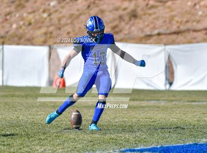 Thumbnail 1 in St. Michael's vs. Thoreau (NMAA 3A-2 Ouarter finals) photogallery.
