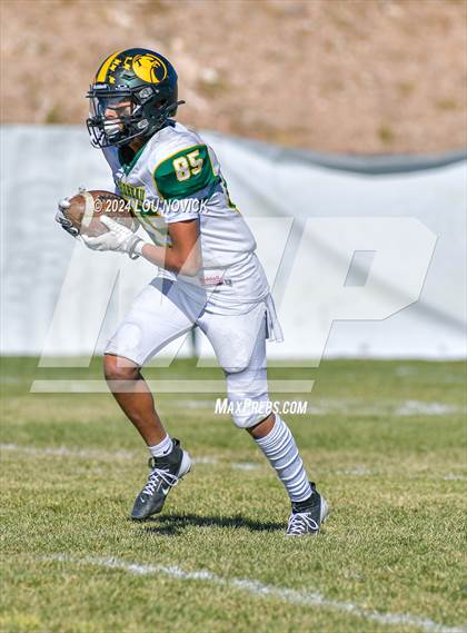 Thumbnail 2 in St. Michael's vs. Thoreau (NMAA 3A-2 Ouarter finals) photogallery.