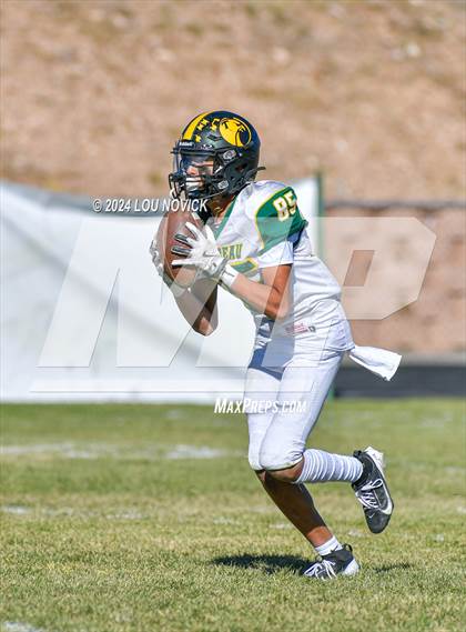 Thumbnail 1 in St. Michael's vs. Thoreau (NMAA 3A-2 Ouarter finals) photogallery.
