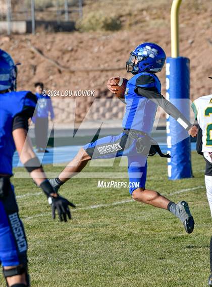 Thumbnail 2 in St. Michael's vs. Thoreau (NMAA 3A-2 Ouarter finals) photogallery.
