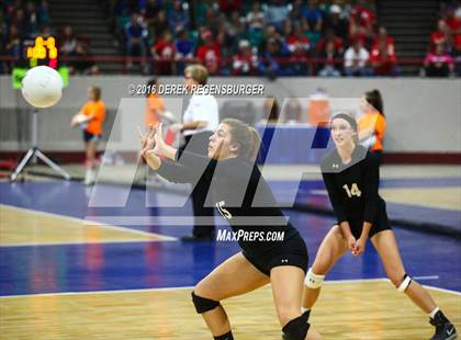 Thumbnail 3 in Eaton vs Valley (CHSAA 4A Final) photogallery.