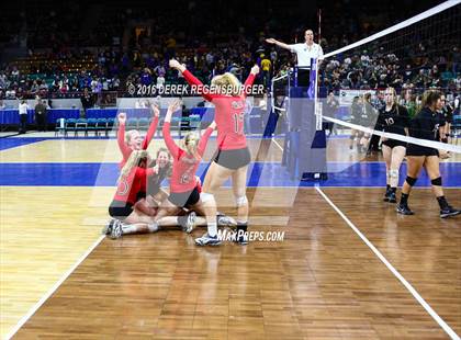 Thumbnail 2 in Eaton vs Valley (CHSAA 4A Final) photogallery.