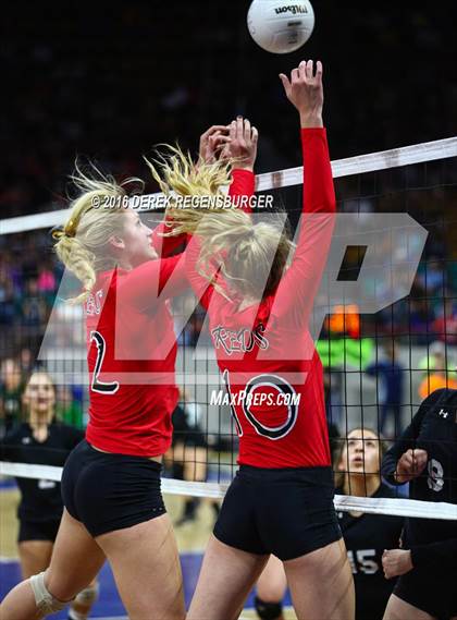 Thumbnail 2 in Eaton vs Valley (CHSAA 4A Final) photogallery.