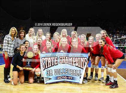 Thumbnail 2 in Eaton vs Valley (CHSAA 4A Final) photogallery.