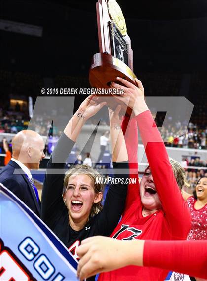 Thumbnail 2 in Eaton vs Valley (CHSAA 4A Final) photogallery.