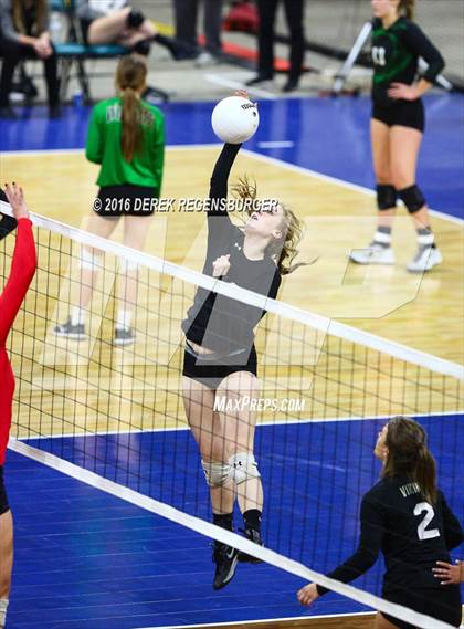 Thumbnail 2 in Eaton vs Valley (CHSAA 4A Final) photogallery.