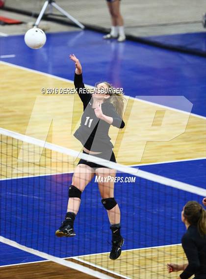 Thumbnail 1 in Eaton vs Valley (CHSAA 4A Final) photogallery.