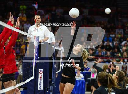 Thumbnail 2 in Eaton vs Valley (CHSAA 4A Final) photogallery.