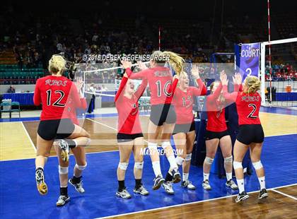 Thumbnail 1 in Eaton vs Valley (CHSAA 4A Final) photogallery.