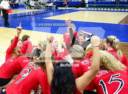 Thumbnail 3 in Eaton vs Valley (CHSAA 4A Final) photogallery.