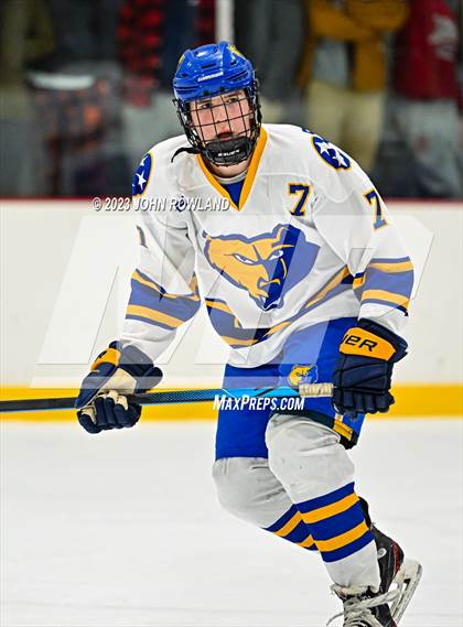 Thumbnail 3 in Brentwood vs MBA photogallery.