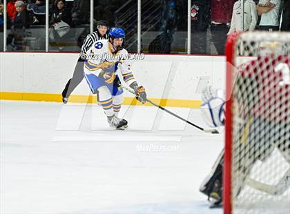 Thumbnail 2 in Brentwood vs MBA photogallery.