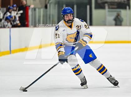 Thumbnail 3 in Brentwood vs MBA photogallery.