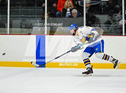 Thumbnail 2 in Brentwood vs MBA photogallery.