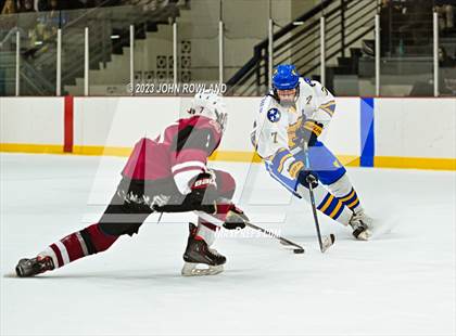 Thumbnail 3 in Brentwood vs MBA photogallery.