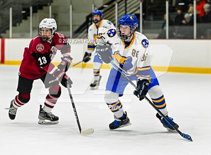 Thumbnail 1 in Brentwood vs MBA photogallery.