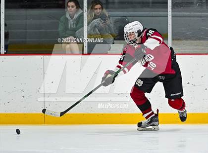Thumbnail 2 in Brentwood vs MBA photogallery.