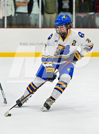 Thumbnail 3 in Brentwood vs MBA photogallery.