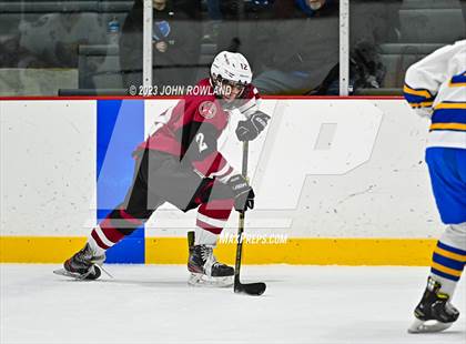 Thumbnail 1 in Brentwood vs MBA photogallery.