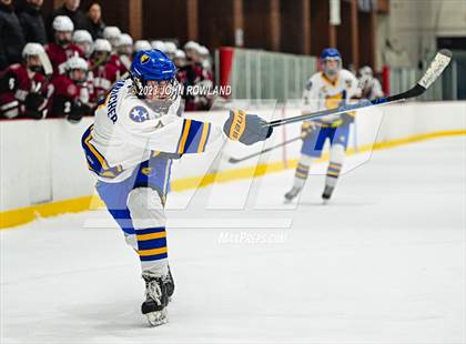 Thumbnail 3 in Brentwood vs MBA photogallery.