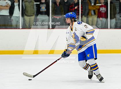 Thumbnail 3 in Brentwood vs MBA photogallery.