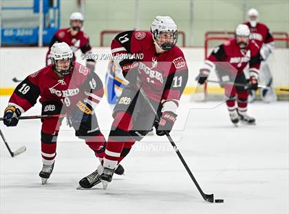 Thumbnail 3 in Brentwood vs MBA photogallery.