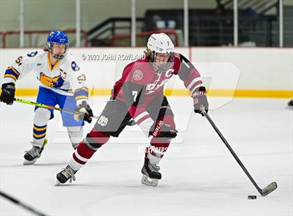 Thumbnail 3 in Brentwood vs MBA photogallery.