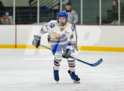 Thumbnail 3 in Brentwood vs MBA photogallery.