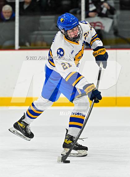 Thumbnail 3 in Brentwood vs MBA photogallery.