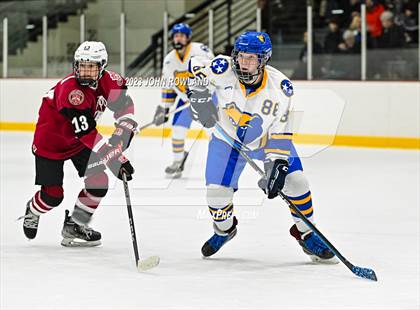 Thumbnail 2 in Brentwood vs MBA photogallery.