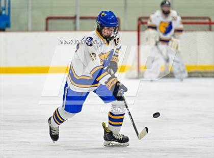 Thumbnail 1 in Brentwood vs MBA photogallery.