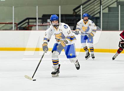 Thumbnail 1 in Brentwood vs MBA photogallery.