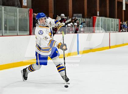 Thumbnail 3 in Brentwood vs MBA photogallery.