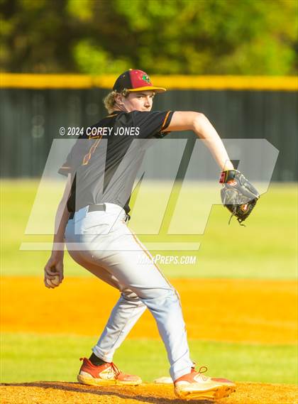 Thumbnail 2 in Lassiter vs Houston County (GHSA Elite 8-Game 1) photogallery.