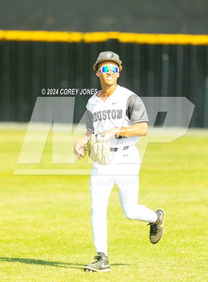Thumbnail 2 in Lassiter vs Houston County (GHSA Elite 8-Game 1) photogallery.
