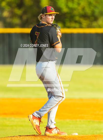 Thumbnail 3 in Lassiter vs Houston County (GHSA Elite 8-Game 1) photogallery.