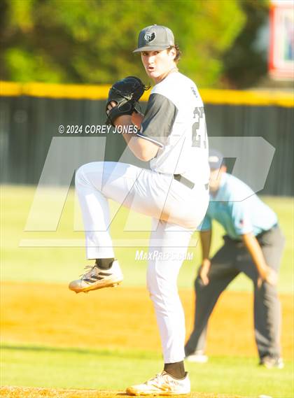 Thumbnail 3 in Lassiter vs Houston County (GHSA Elite 8-Game 1) photogallery.