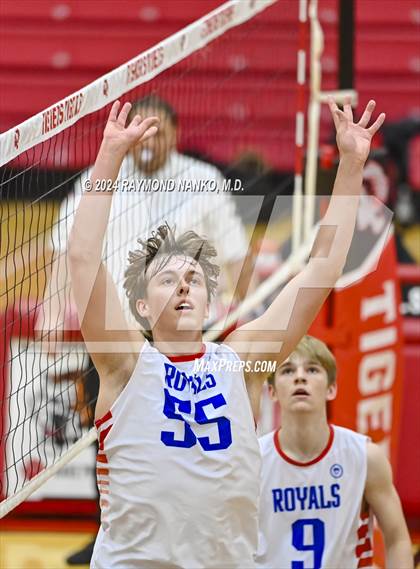 Thumbnail 1 in Roncalli @ Fishers photogallery.